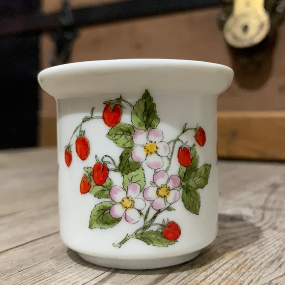 funny design Other - Tiny strawberry pot